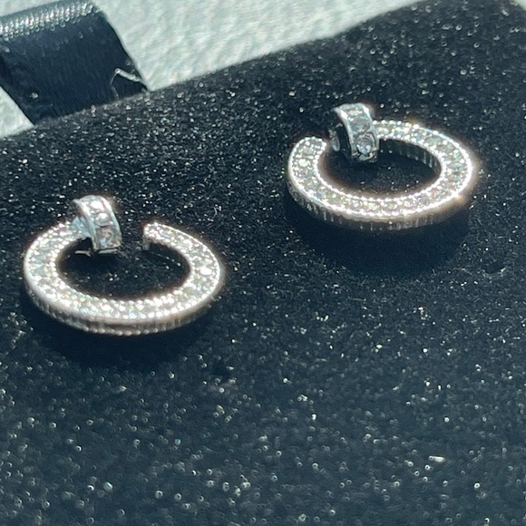 VINCE CAMUTO Ayla Earrings Silver - Picture 10 of 12